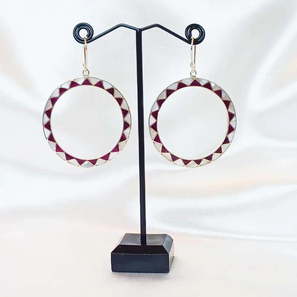 v2hoovers-nacre-purpple-earrings