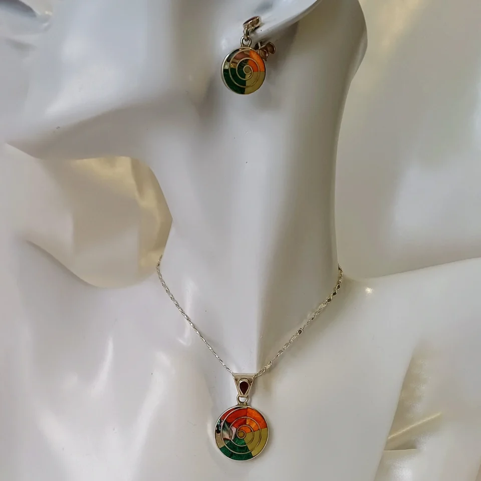 Spiral Spóndylu Purple Rainbow Set of earrings with pendant